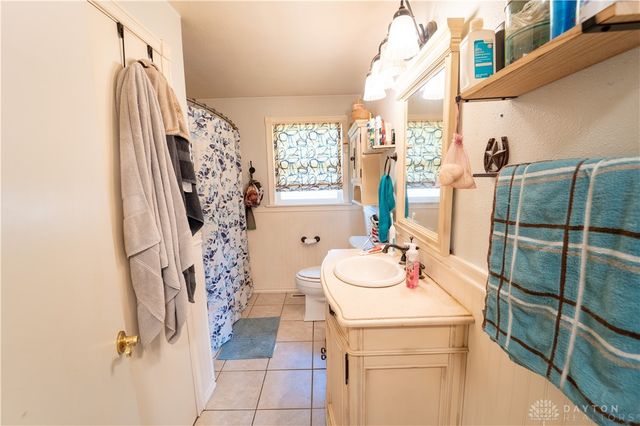 2541 Derr Road, Springfield, OH 45503