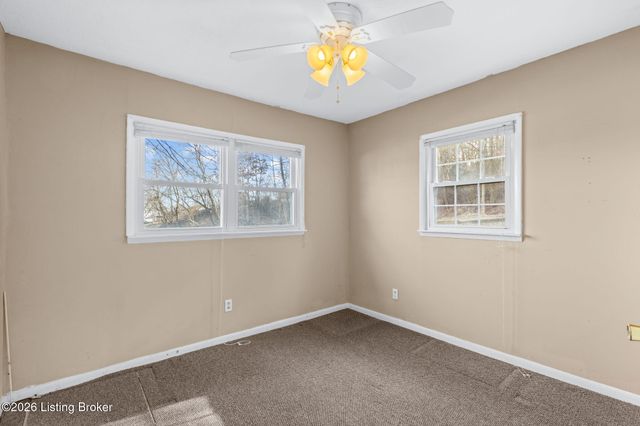 174 W Joyce Ln, Brooks, KY 40109