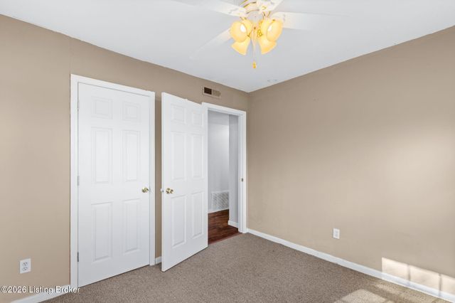 174 W Joyce Ln, Brooks, KY 40109