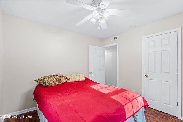 174 W Joyce Ln, Brooks, KY 40109