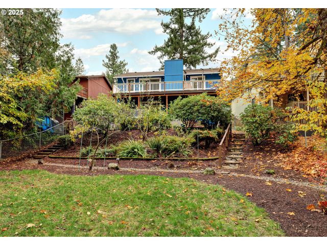 4035 Sw POMONA St, Portland, OR 97219