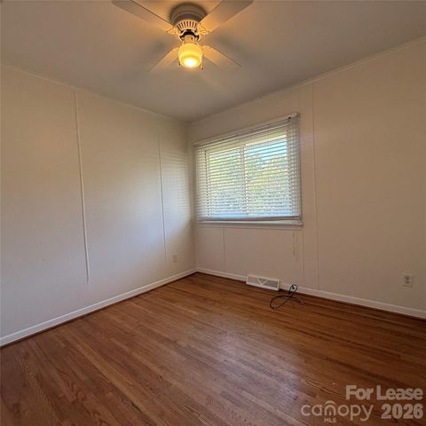 1627 Paddock Circle, Charlotte, NC 28209