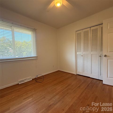 1627 Paddock Circle, Charlotte, NC 28209