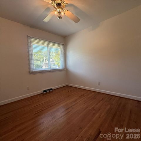 1627 Paddock Circle, Charlotte, NC 28209