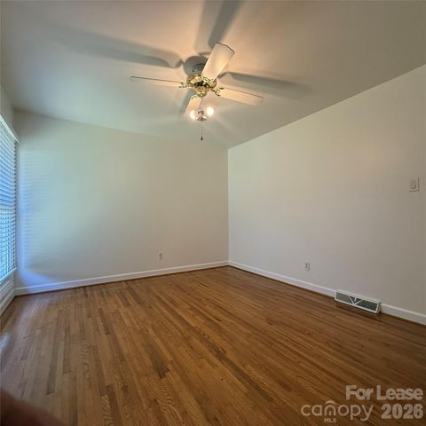 1627 Paddock Circle, Charlotte, NC 28209
