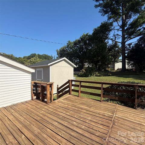 1627 Paddock Circle, Charlotte, NC 28209