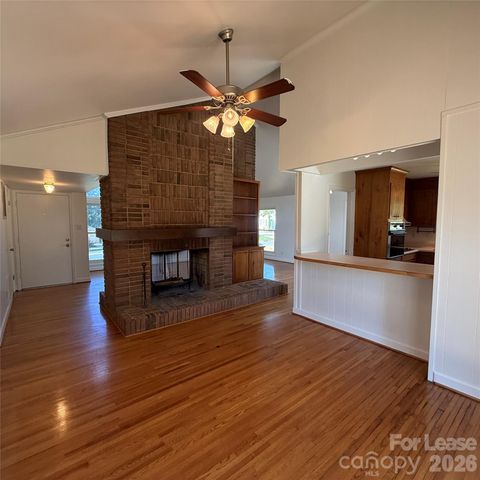 1627 Paddock Circle, Charlotte, NC 28209