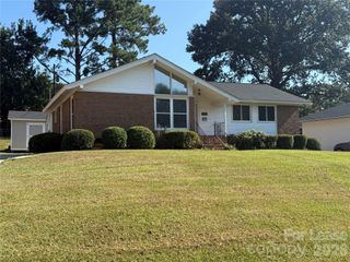 1627 Paddock Circle, Charlotte, NC 28209