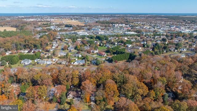 72 GAINSBOROUGH DR, Lewes, DE 19958