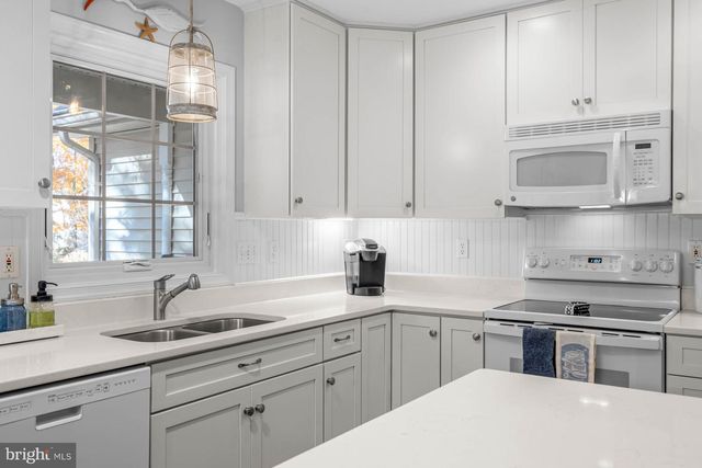 72 GAINSBOROUGH DR, Lewes, DE 19958