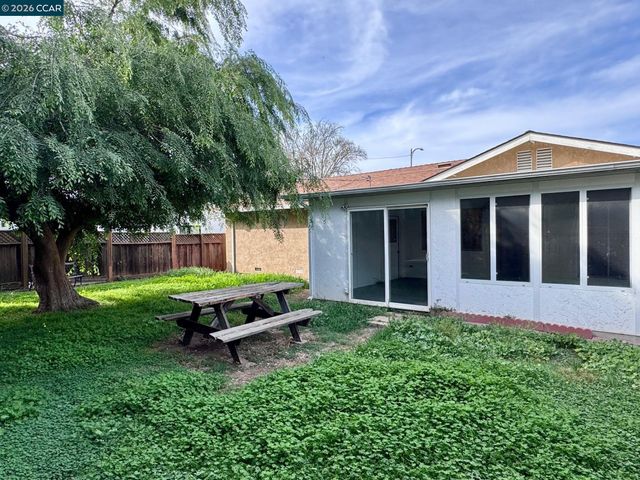 40071 Leslie St, Fremont, CA 94538