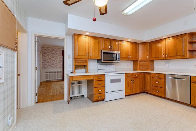 711 N 10TH STREET, Wausau, WI 54403