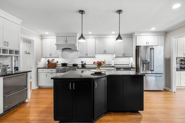 8208 THORNTON RD, Towson, MD 21204