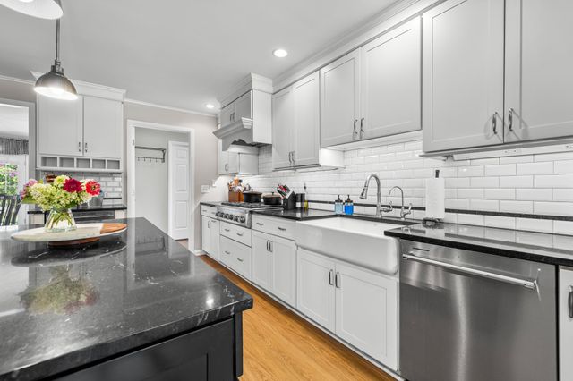 8208 THORNTON RD, Towson, MD 21204
