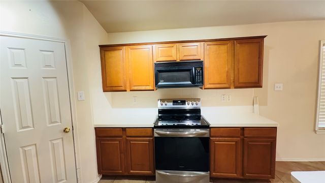 522 Binkley Court, Mesquite, TX 75181