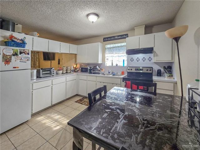 1907 Jason Avenue, Edinburg, TX 78539