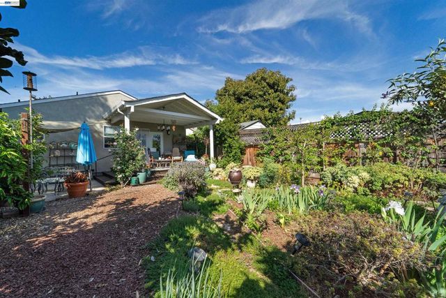 37955 2nd St, Fremont, CA 94536