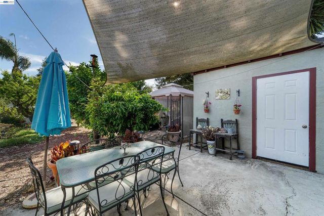 37955 2nd St, Fremont, CA 94536