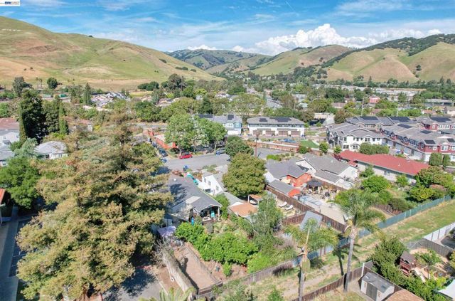37955 2nd St, Fremont, CA 94536