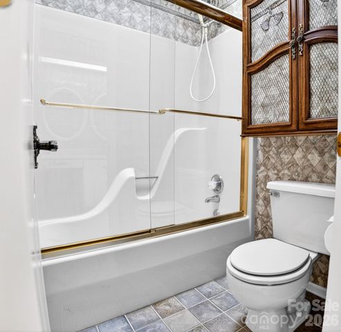 703 Independence Trail, Morganton, NC 28655