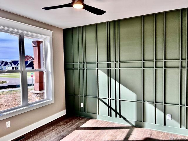 5382 Spring Meadows Way Drive, Fenton Charter Township, MI 48451