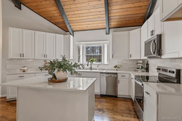 1695 Samaria Road, Clanton, AL 35045