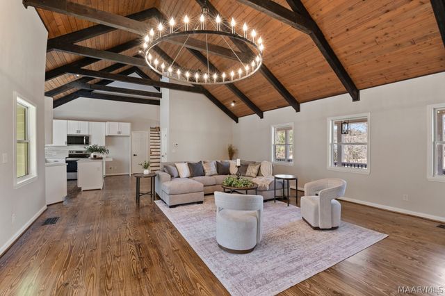 1695 Samaria Road, Clanton, AL 35045