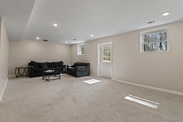 1695 Samaria Road, Clanton, AL 35045