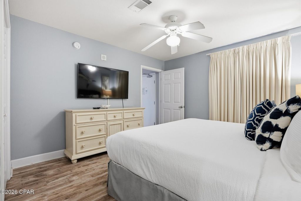 Image 21 of property listing at 16819 Front Beach Road 606, Panama City Beach, FL 32413