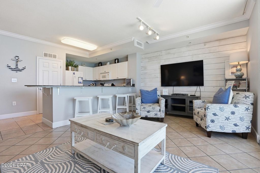 Image 9 of property listing at 16819 Front Beach Road 606, Panama City Beach, FL 32413