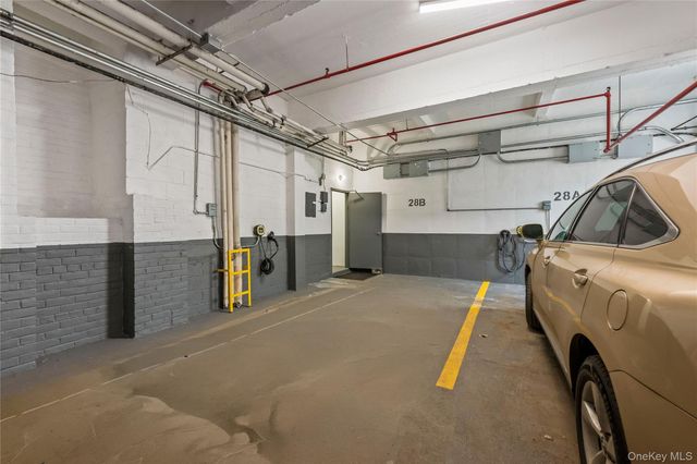 800 Cortelyou Road 3E, Brooklyn, NY 11218