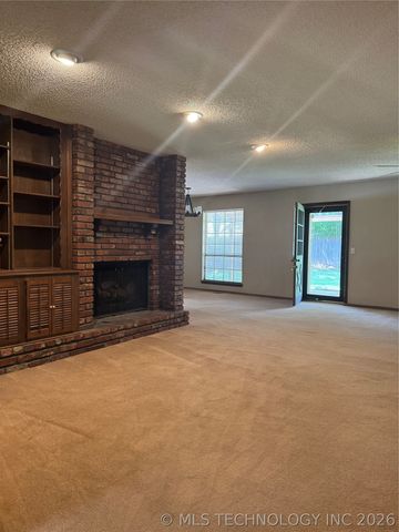 7833 E 79th Place, Tulsa, OK 74133
