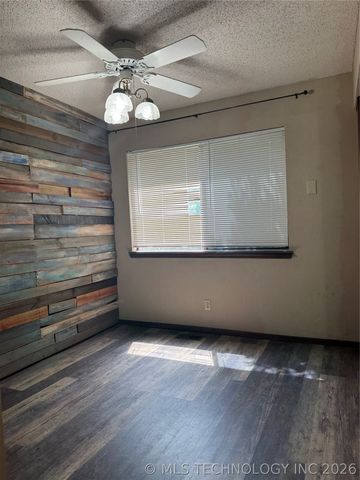 7833 E 79th Place, Tulsa, OK 74133