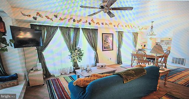 414 PARK PL, Cherry Hill, NJ 08002