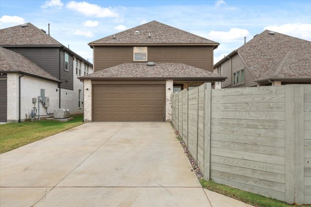 824 Trailside Lane, Argyle, TX 76226