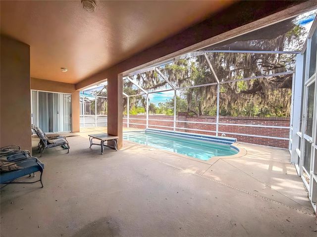 2539 CENTENNIAL FALCON DRIVE, Valrico, FL 33596
