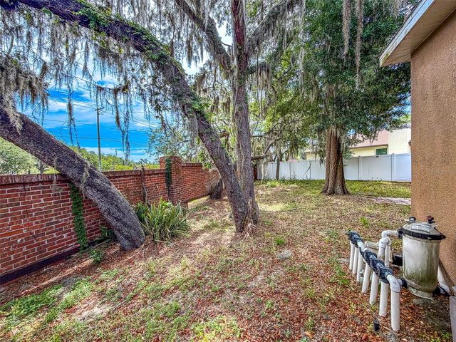 2539 CENTENNIAL FALCON DRIVE, Valrico, FL 33596