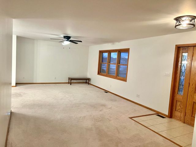 9027 N 100 E, Lake Village, IN 46349