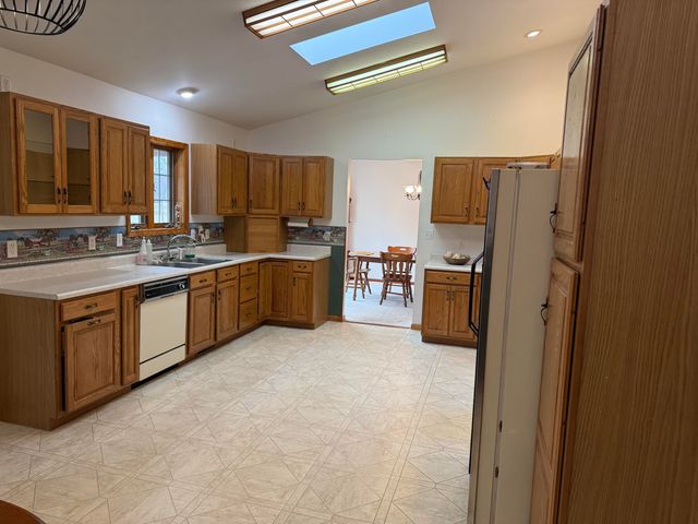 9027 N 100 E, Lake Village, IN 46349