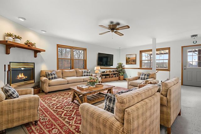 9027 N 100 E, Lake Village, IN 46349