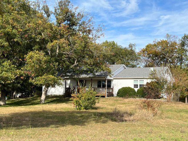 9027 N 100 E, Lake Village, IN 46349