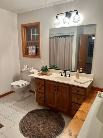 9027 N 100 E, Lake Village, IN 46349