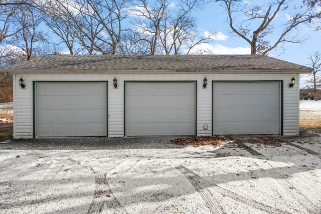 9027 N 100 E, Lake Village, IN 46349