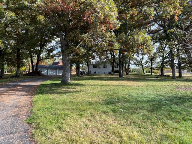 9027 N 100 E, Lake Village, IN 46349