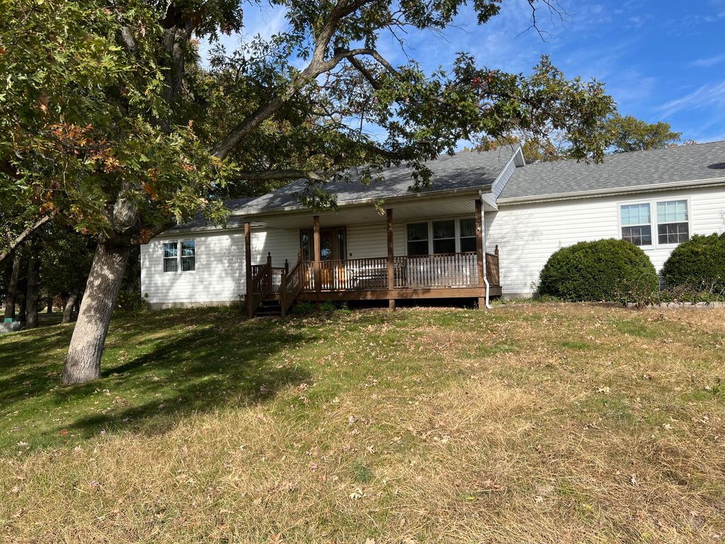 9027 N 100 E, Lake Village, IN 46349