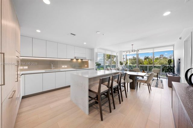 9201 E Bay Harbor Drive 302, Bay Harbor Islands, FL 33154