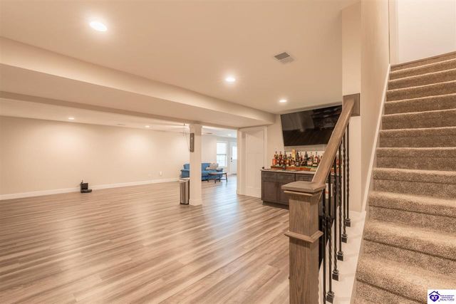 111 Sunday Silence Court, Elizabethtown, KY 42701