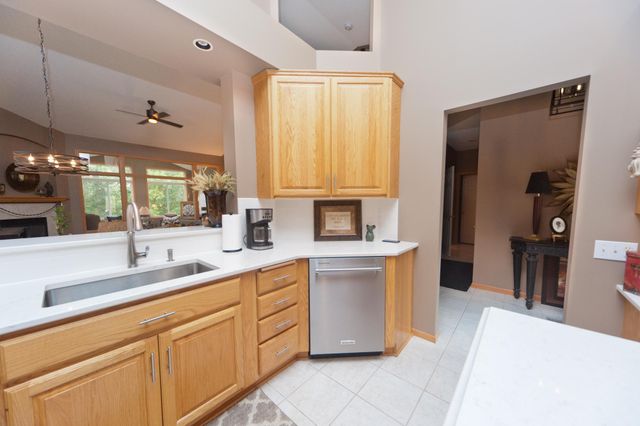 7013 Connelly Court, Savage, MN 55378
