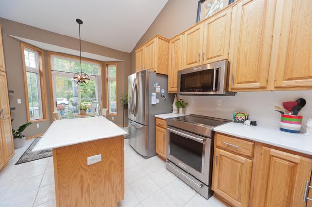 7013 Connelly Court, Savage, MN 55378