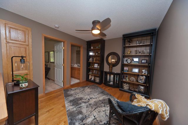 7013 Connelly Court, Savage, MN 55378
